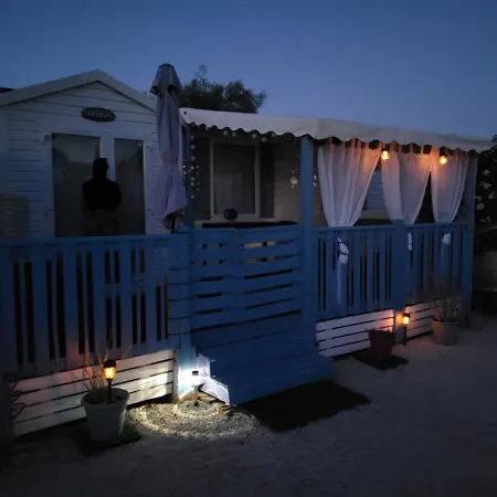 Mobilhome Camping Castellas * セット